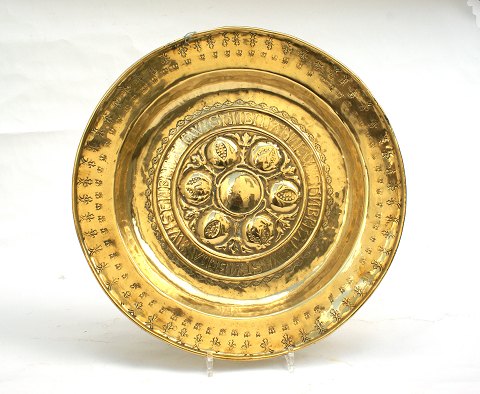 Baptism bowl, brass
