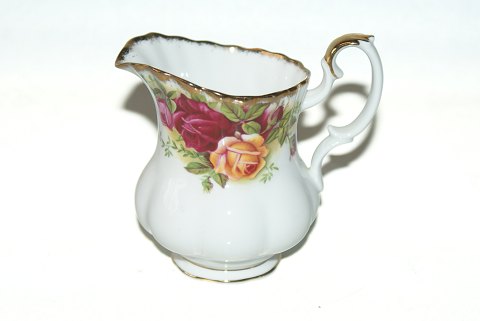 #Landsbyrose, "#Old Country Roses" Flødekande
Højde 8,5 cm.