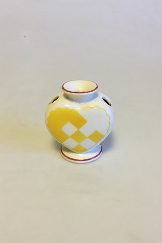 Aluminia Christmas Heart vase in Yellow