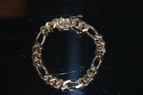 Figaro Bracelets 14 Carat Gold