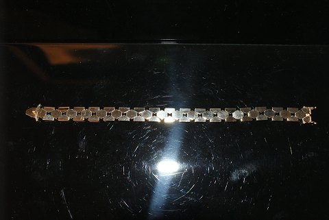 Pretty Bracelets 14 Carat Gold