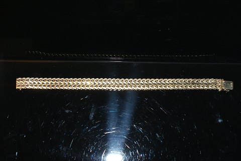 Unique bracelet Gold