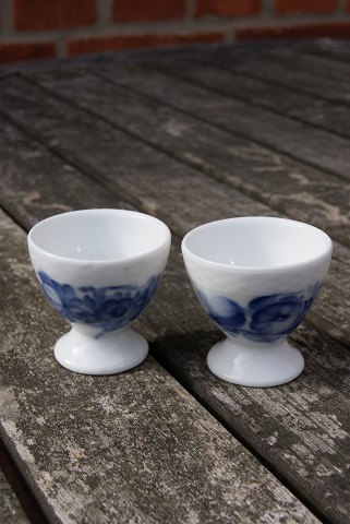 Blue Flower Plain China. Small egg cups 8125