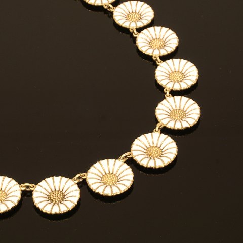 A. Michelsen, Copenhagen: Necklace, gilt 
sterlingsilver. L: 43-55cm