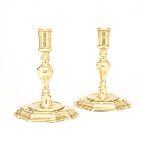 Pair of candlesticks, brass. Denmark circa 1750. 
H: 15,3cm
