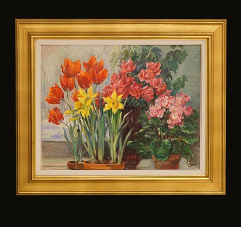 Storfyrstinde Olga Alexandrova af Rusland: 
Stilleben with flowers. Oil on canvas. Signed. 
Visible size: 40x50cm. With frame: 56x66cm