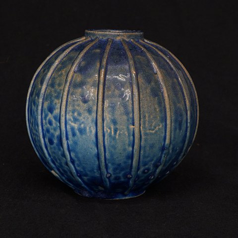 Arne Bang: Vase, stoneware. H: 14cm