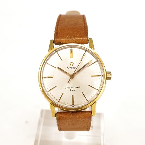 Omega Seamaster. Ref. 135.011. Cal. 601. Year 
1966. D: 35mm