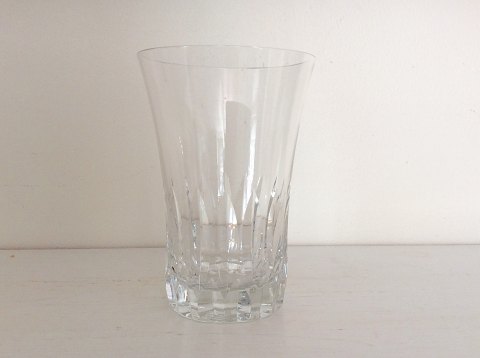 Lyngby Glas
Paris
Wasserglas
*40Dkk