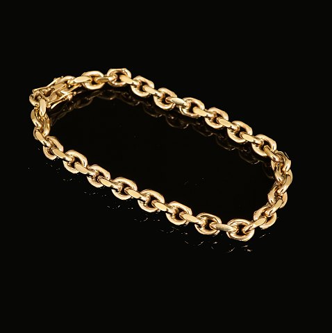 Anchor bracelet, 8ct gold. L: 19cm. W: 19,8gr