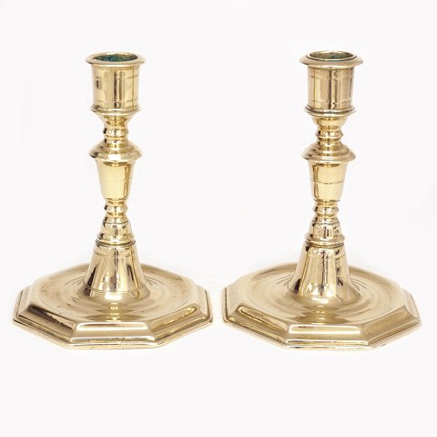 A pair of mid 18th century Baroque brass candle 
sticks. Denmark circa 1750. H: 15,5cm