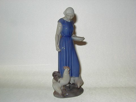 Large Bing & Grondahl Figurine
Poultry Girl