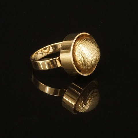 Bræmer-Jensen, Randers, Denmark: Ring, 14ct gold. 
Ringsize 62