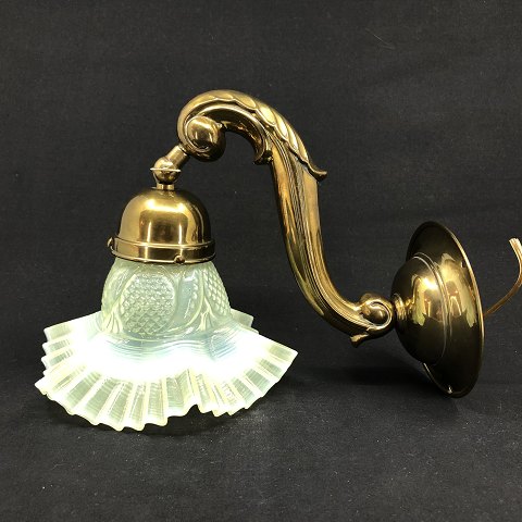 Jugend wall lamp with pleated shade

