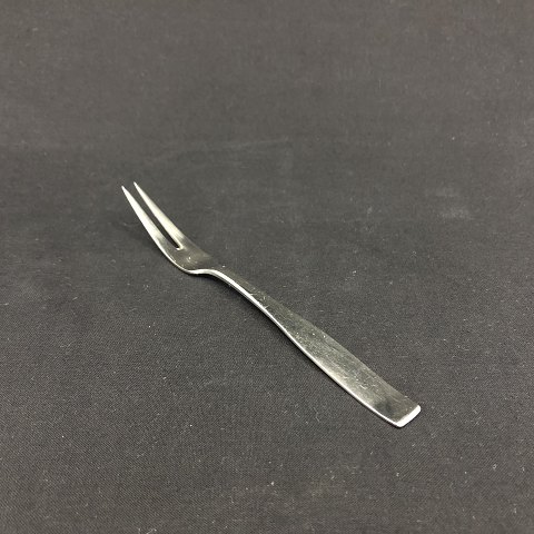 Plata cold cut fork by Georg Jensen
