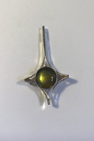 Finsk Sterling Sølv Vedhæng med olivenfarvet sten