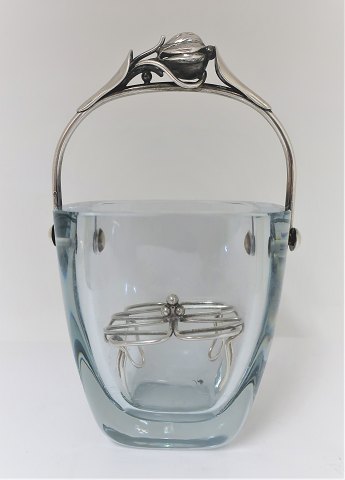 Ice bucket from Strømberg with silver mounting from OGH (sterling). Height of 
glass 12.5 cm.