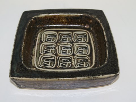 item no: 374611