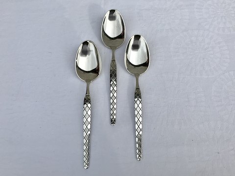 Harlequin
silver Plate
Dessert  spoon
*25DKK