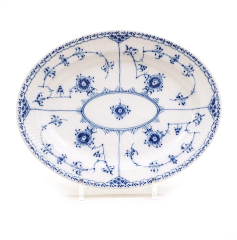 Royal Copenhagen: a large oval blue fluted half 
lace plate. #1/532. L: 30cm