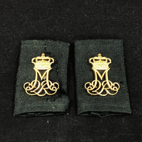 A set of shoulder marks from Margrethe the 2th
