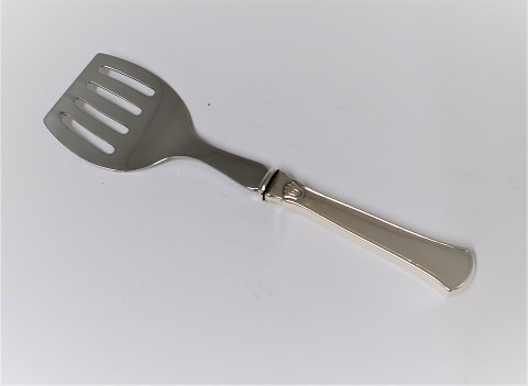 Hans Hansen. Silver cutlery (830). Arvesölv no.5. Sardine fork. Length 16 cm.
