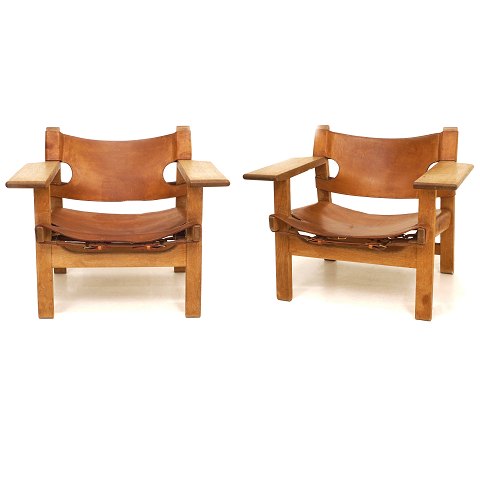 Børge Mogensen: Ein Paar "Der Spanische Stuhl", 
Eiche und Leder. Børge Mogensen 2226