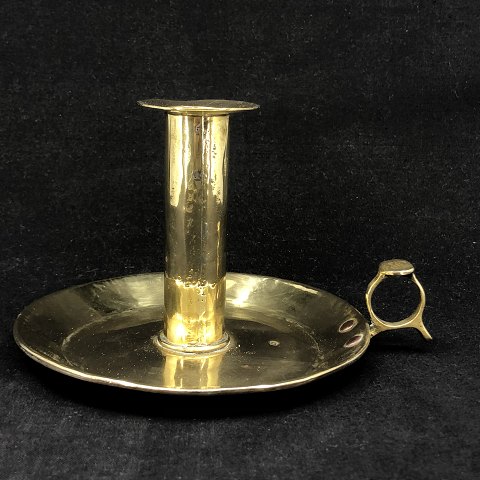 Chamber candleholder in brass
