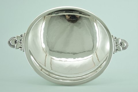 Georg Jensen, Gundorph Albertus; A bowl of sterling silver #629