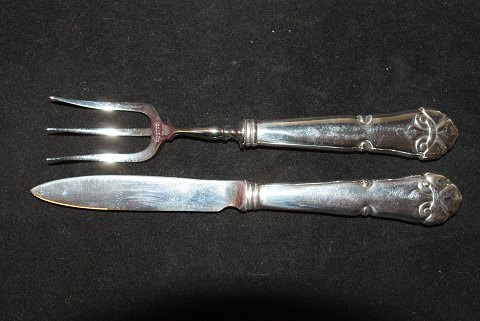 Fruit / Dessert cutlery French lily Silver
Knife Length 17 cm.
Fork Length 16 cm.