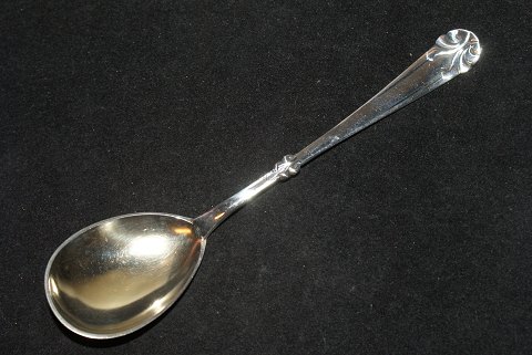 Jam  Spoon Haakon, Silver
Length 13 cm.
