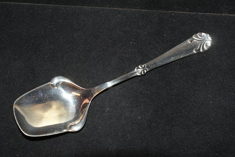 Jam Spade Haakon, Silver
Length 15.5 cm.
