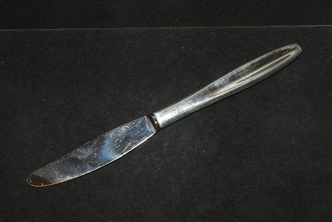 Frokostkniv Jeanne Sterling sølv
Længde 19,5 cm.