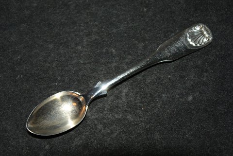 Salt spoon Mussel Silver with engraved initials
