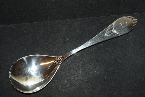 Compote spoon / Serving spoon Træske  (wooden spoon) Silver
Cohr Silver
Length 20 cm