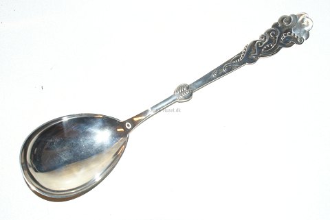 Serving  spoon Tang Silver Cutlery
Cohr Silver
Length 27 cm.