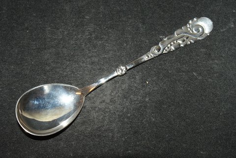 Jam spoon Tang silver cutlery
Horsens Silver
Length 13.5 cm.