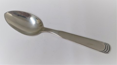 Hans Hansen. Sølvbestik (925). Arvesølv no. 15. Dessertske. Længde 17,5 cm.