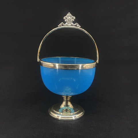 Rock candy bowl in light blue opaline
