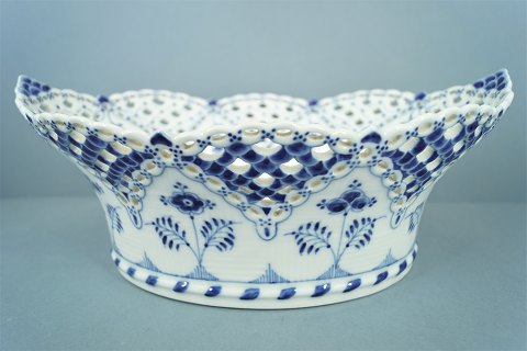 Royal Copenhagen, blue fluted full lace; A fruitbasket of porcelain #1059
