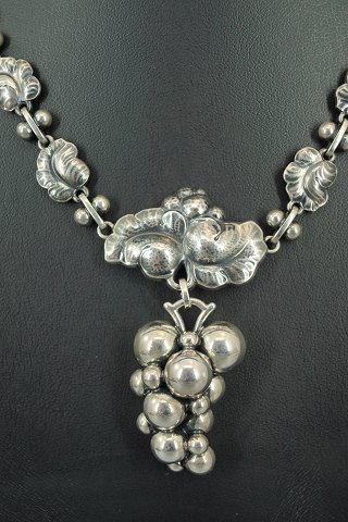 Georg Jensen; A Moonlight Grapes necklace of sterling silver #96