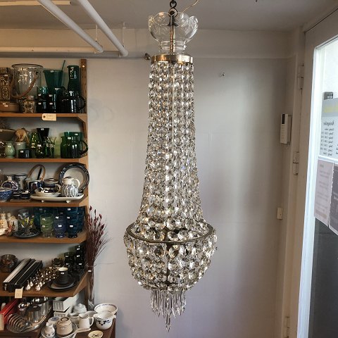 Beautiful chandelier from the beginning of the 20th century
