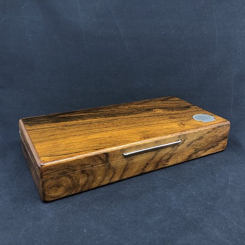 Box in rosewood with silver inlay
