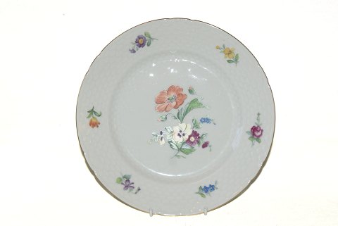 Bing and Grondahl White Saxon Flower, lunch plate
