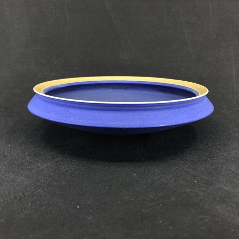Ceramic bowl by Peter Glad
