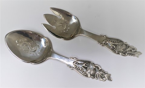 Emil Hansen, Odense. Fish serving sets. Silver cutlery (830). Length 24.5 cm. 
Good quality.
