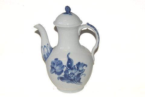 Royal Copenhagen Blue Flower Braided, Coffee Pot
Dek. 10 / # 8034