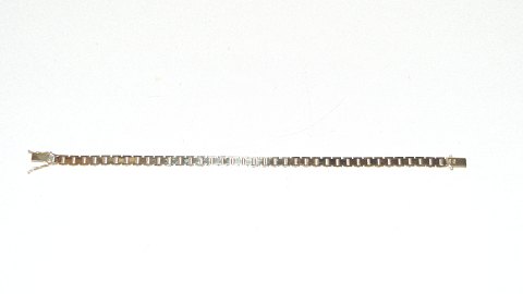 Elegant Block Bracelet 3 Rk 14 Carat Gold