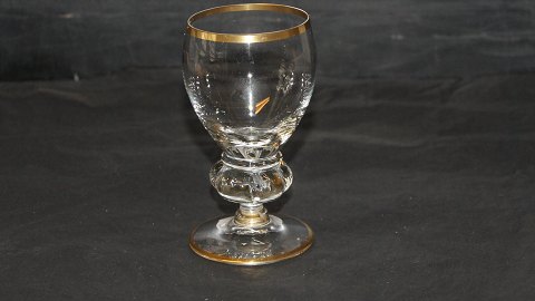 Portvinsglas #Gisselfeldt Glas fra Holmegård glasværk. (Gisselfelt)
Design: Jakob E. Bang, Holmegaard 1933-1970.