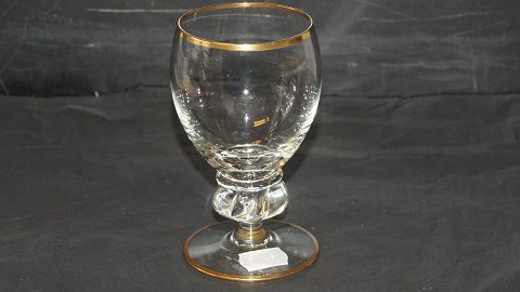Rødvinsglas #Gisselfeldt Glas fra Holmegård glasværk. 
Design: Jakob E. Bang, Holmegaard